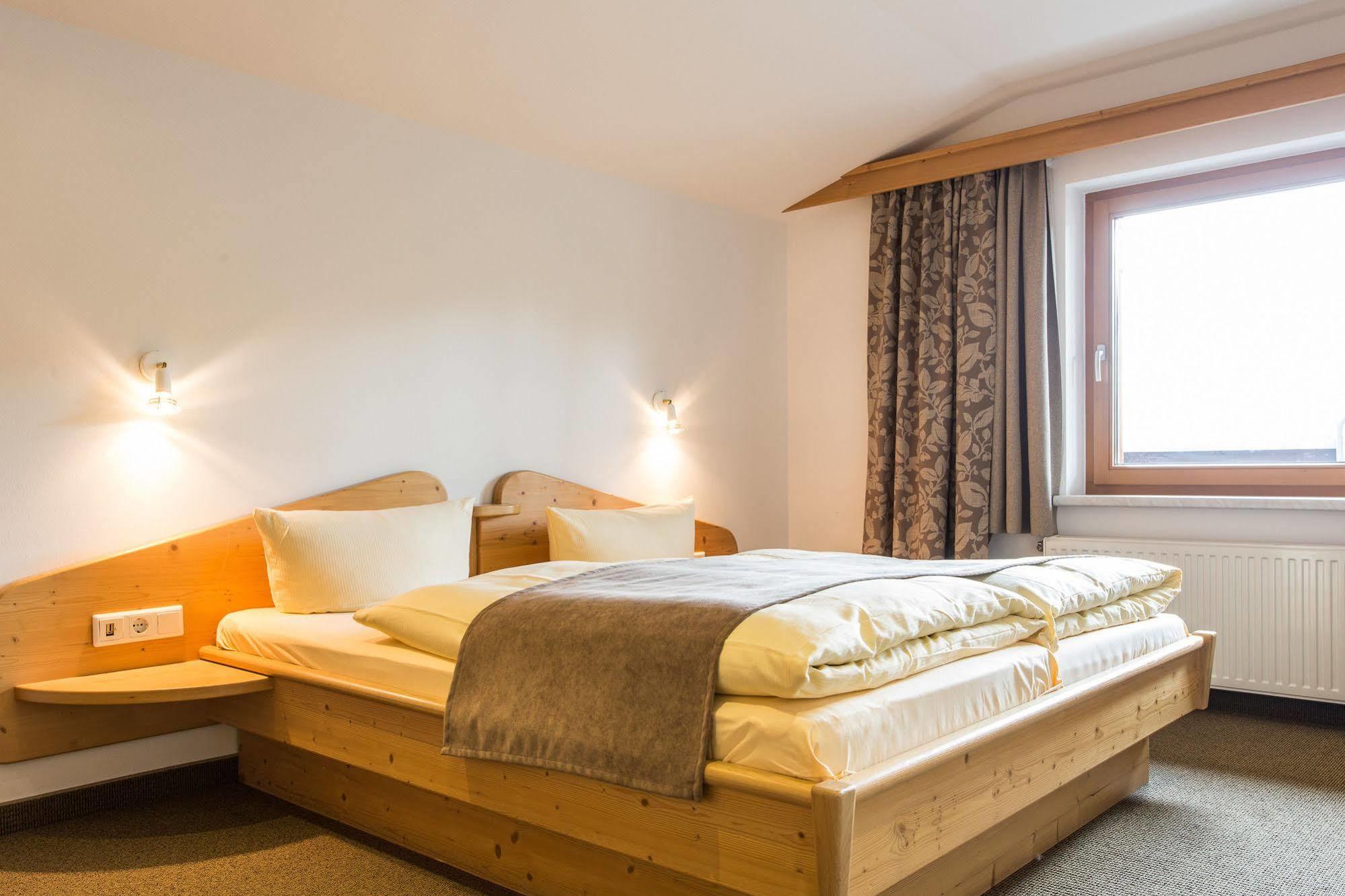 Alte Schmiede Hiltpolt Hotel Seefeld in Tirol Exterior photo